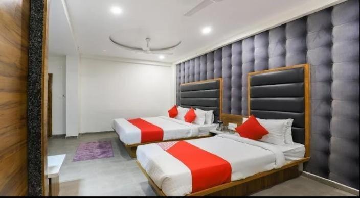 Hotel Aagman Bechraji Kalri Ngoại thất bức ảnh