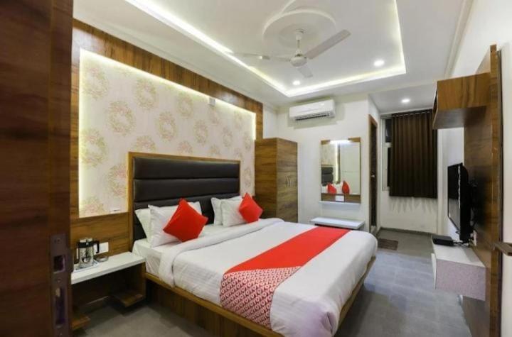 Hotel Aagman Bechraji Kalri Ngoại thất bức ảnh